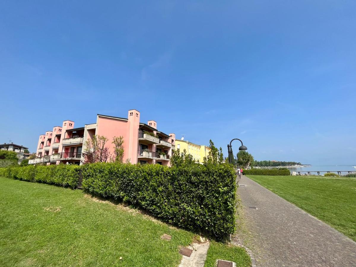Residence Virgilio Sirmione Dış mekan fotoğraf